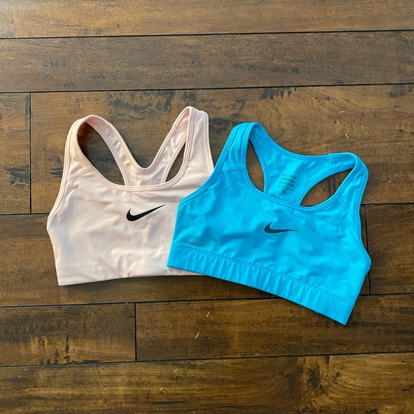 NIKE sports bras
